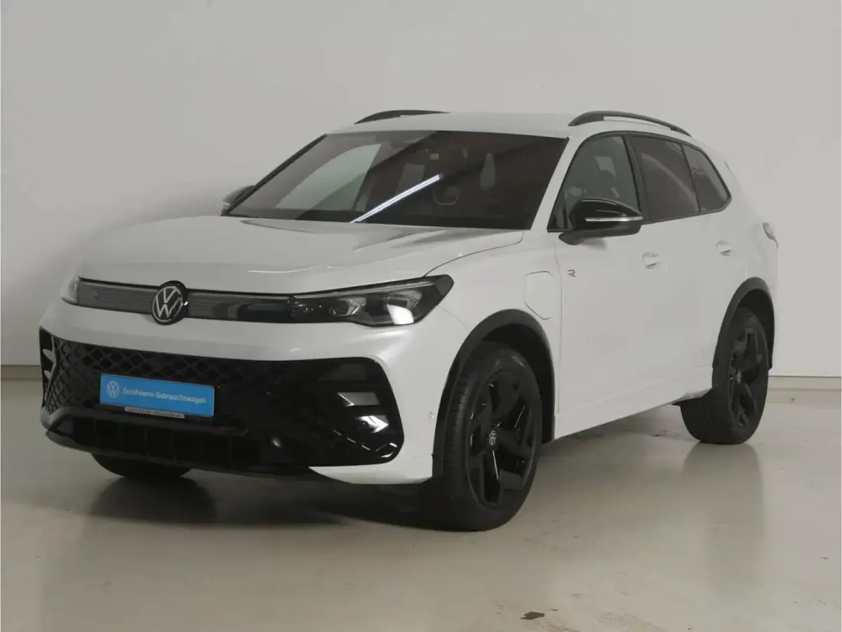 Gebraucht VW Tiguan Style 204 PS (150 kW) 2024 Weiss SUV