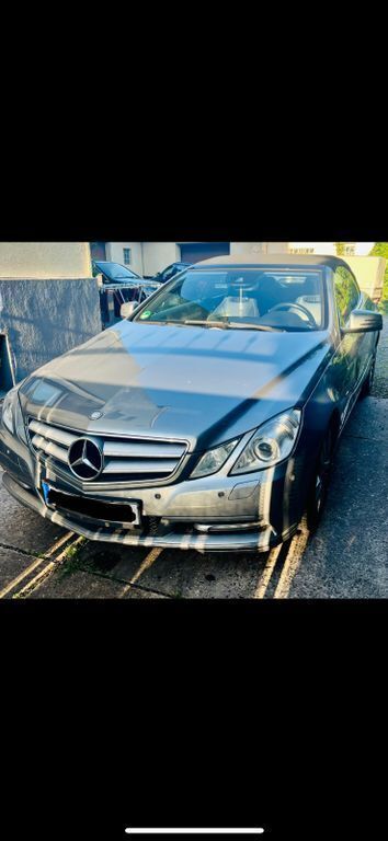 Grau Gebraucht 2011 Mercedes E350 Cabrio | 9.999 € (Superpreis) - Bild 1/4