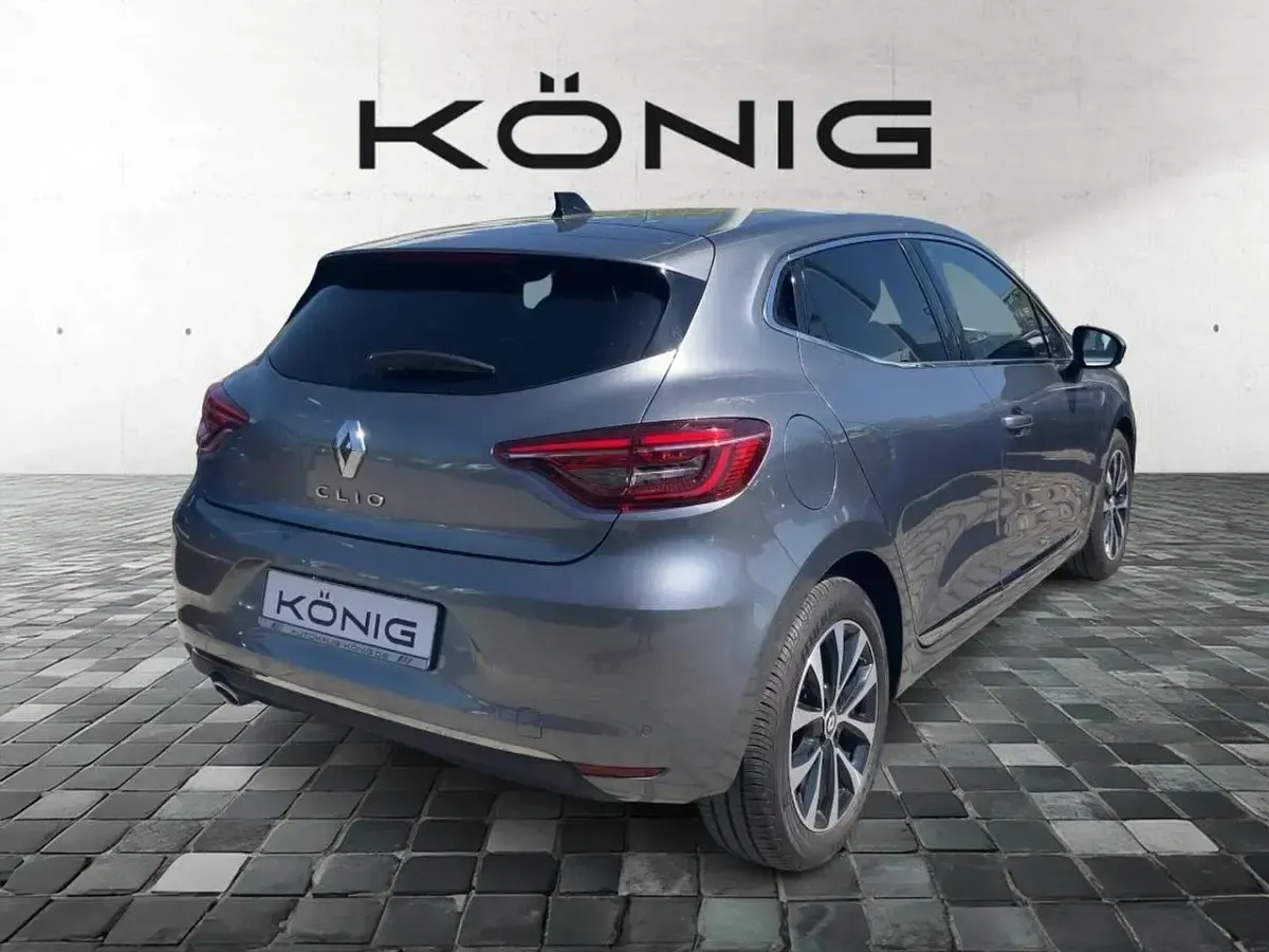 Gebraucht Renault Clio V Techno 91 PS (66 kW) 2023 Grau Limousine