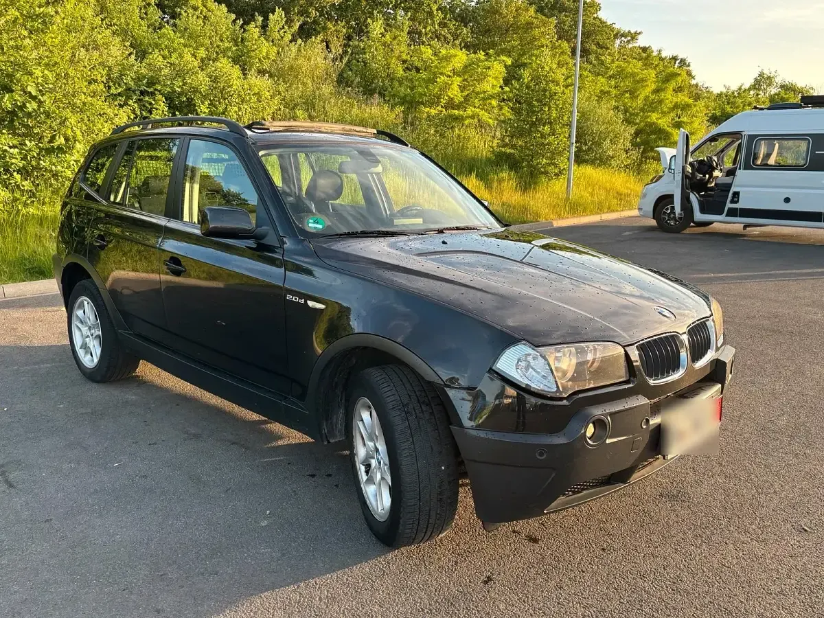 Gebraucht BMW X3 150 PS (110 kW) 2005 Schwarz SUV