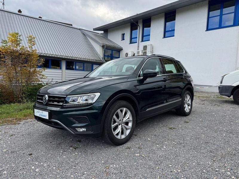 Grün Gebraucht 2017 VW Tiguan Highline SUV | 14.500 € (Superpreis) - Bild 1/4