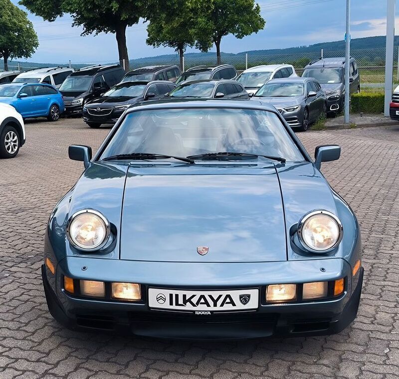 Gebraucht Porsche 928 242 PS (177 kW) 1983 Grau Coupé
