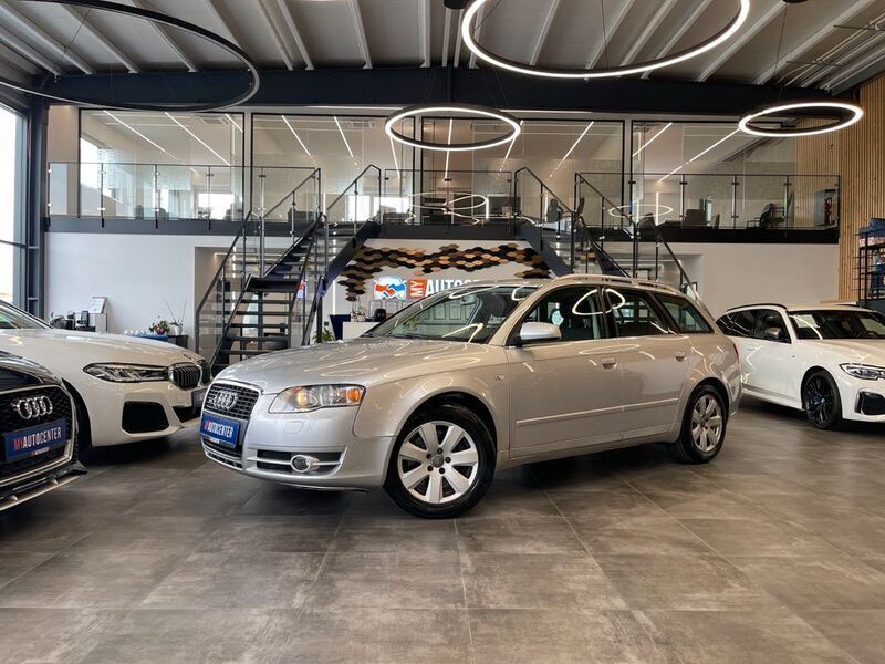 Silber Gebraucht 2005 Audi A4 Limousine | 2.999 € (Guter Preis) - Bild 1/4