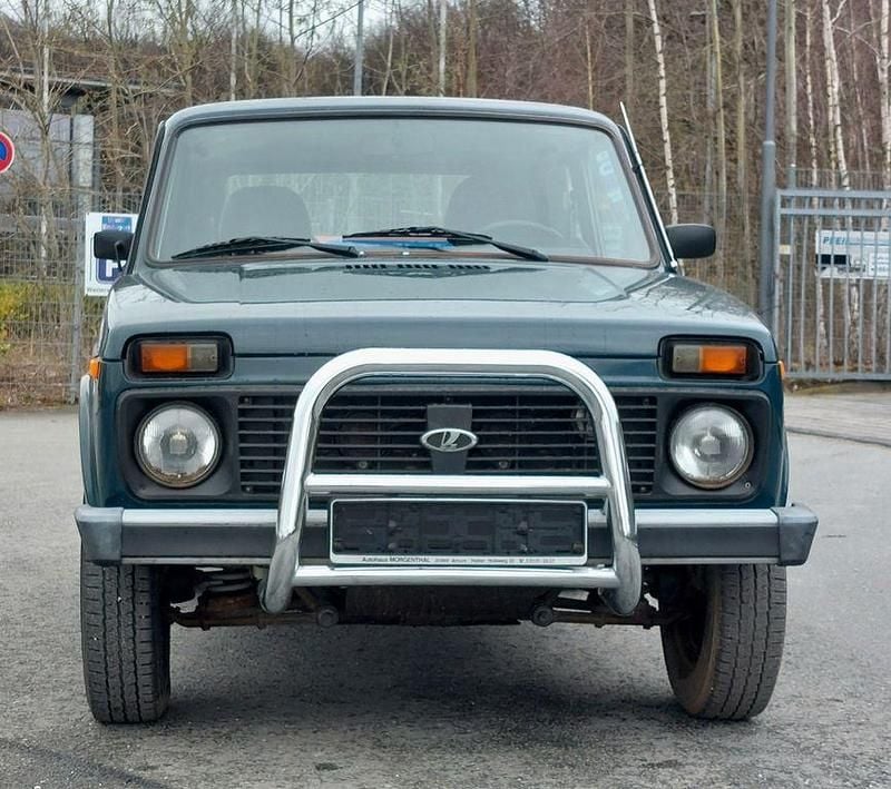 Gebraucht Lada niva 82 PS (60 kW) 2009 Blau SUV