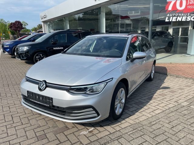 Silber Gebraucht 2022 VW Golf VIII Life Kombi | 22.995 € (Fairer Preis) - Bild 1/4
