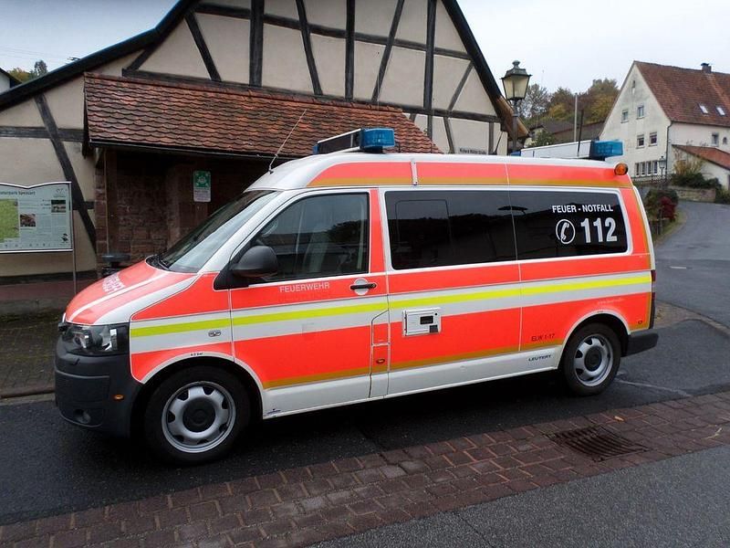 Gebraucht VW T5 179 PS (131 kW) 2014 Orange Van