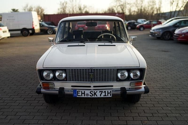 Gebraucht Lada 2106 71 PS (52 kW) 1988 Beige Limousine