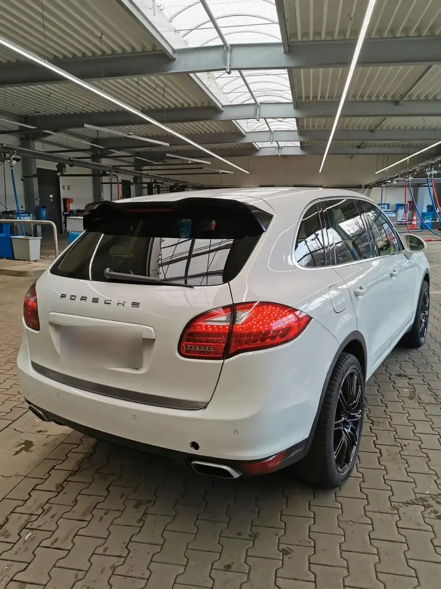 Gebraucht Porsche Cayenne 244 PS (179 kW) 2012 Weiß SUV