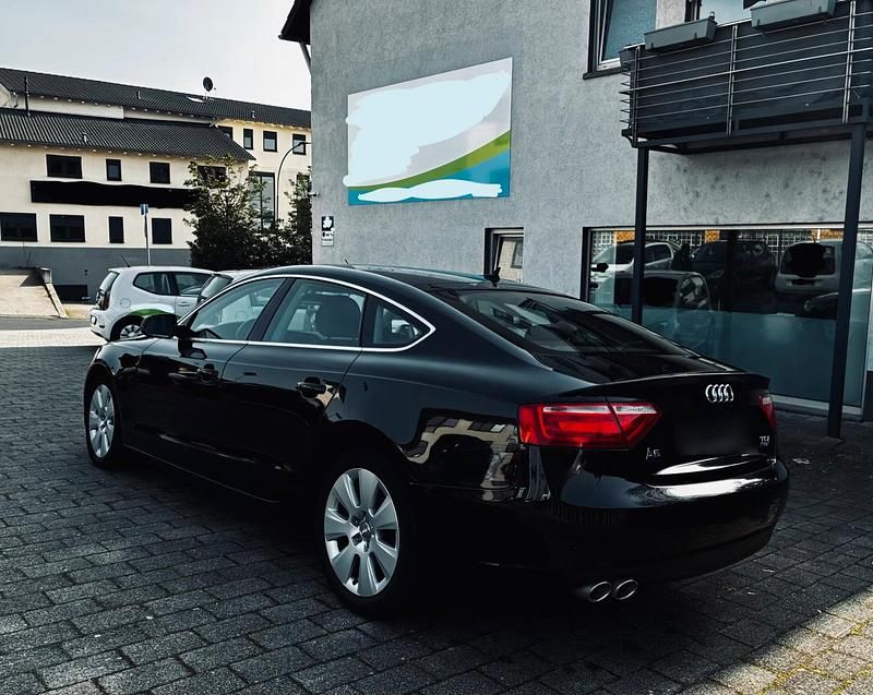 Gebraucht Audi A5 Sportback 185 PS (136 kW) 2016 Schwarz Kleinwagen