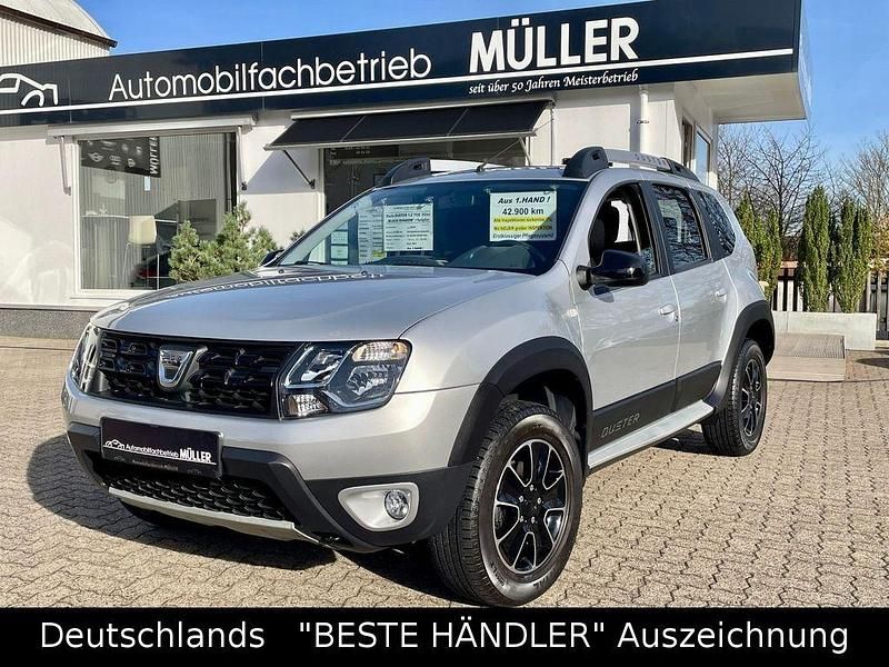 Grau Gebraucht 2017 Dacia Duster Black Shadow SUV | 12.790 € (Fairer Preis) - Bild 1/4