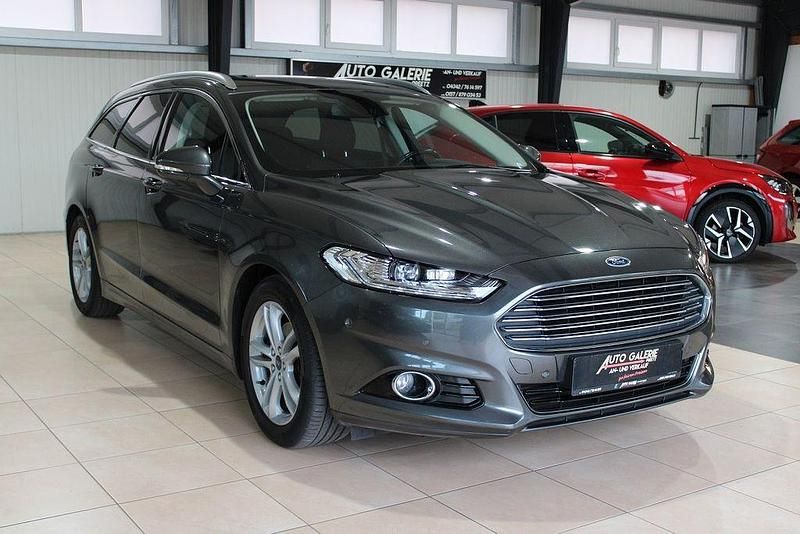 Grau Gebraucht 2018 Ford Mondeo Titanium Kombi | 15.690 € (Etwas zu teuer) - Bild 1/4