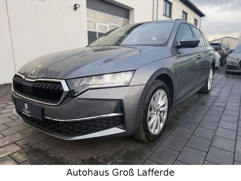 Gebraucht Skoda Octavia Selection 150 PS (110 kW) 2025 Grau Kombi
