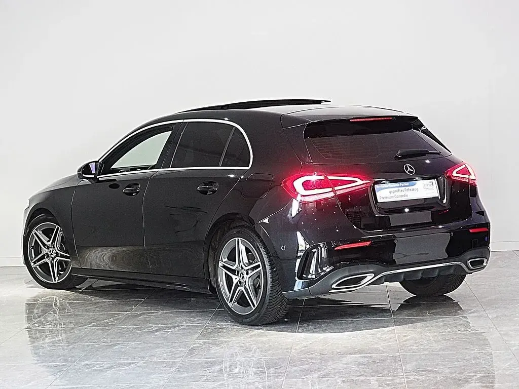 Gebraucht Mercedes A180 AMG 116 PS (85 kW) 2018 Schwarz Limousine