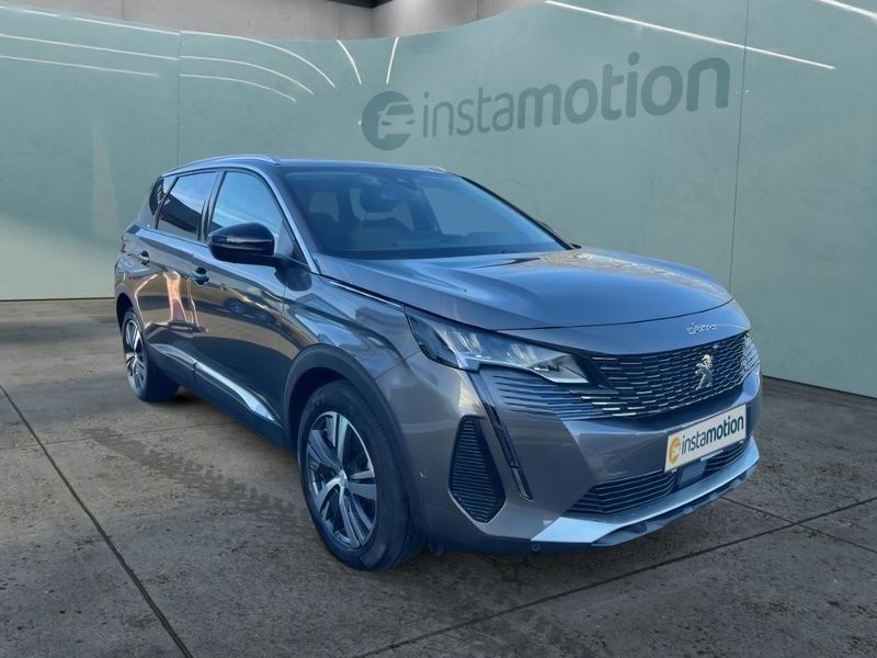 Grau Gebraucht 2022 Peugeot 5008 Allure Van / Kleinbus | 29.240 € (Etwas zu teuer) - Bild 1/4