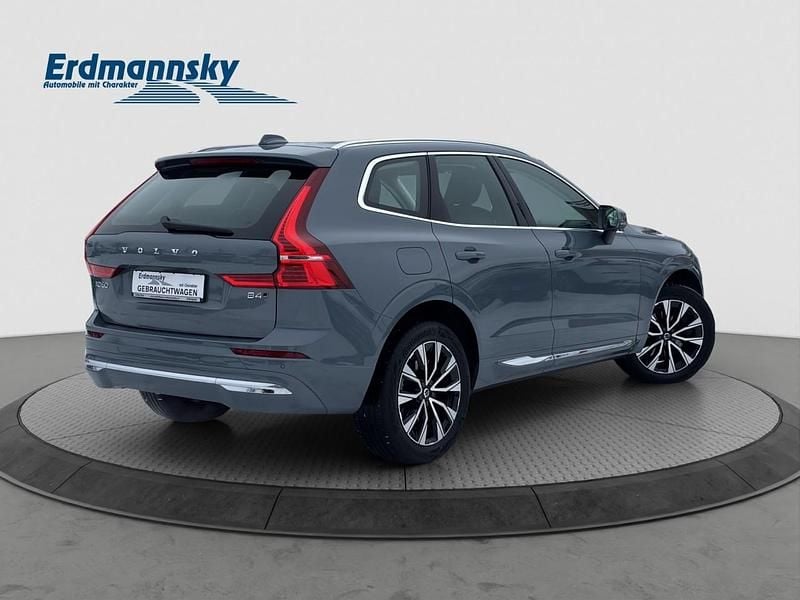 Gebraucht Volvo XC60 Plus 197 PS (144 kW) 2023 Grau SUV
