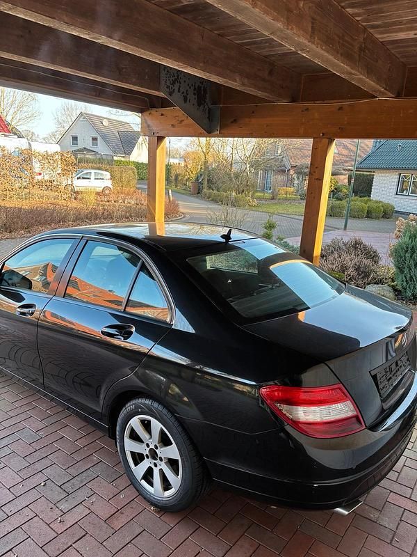 Gebraucht Mercedes C220 170 PS (125 kW) 2007 Schwarz Limousine