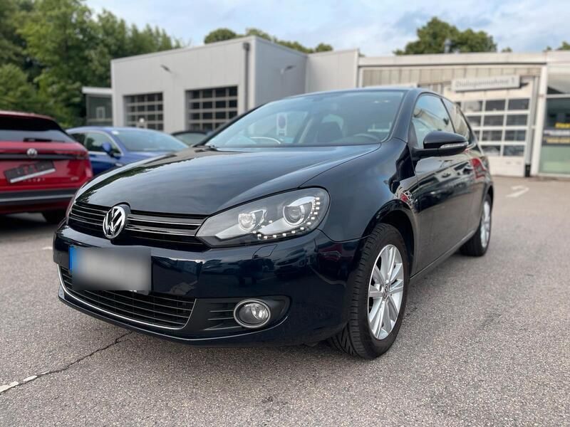 Blau Gebraucht 2011 VW Golf VI Edition Limousine | 2.900 € (Superpreis) - Bild 1/4