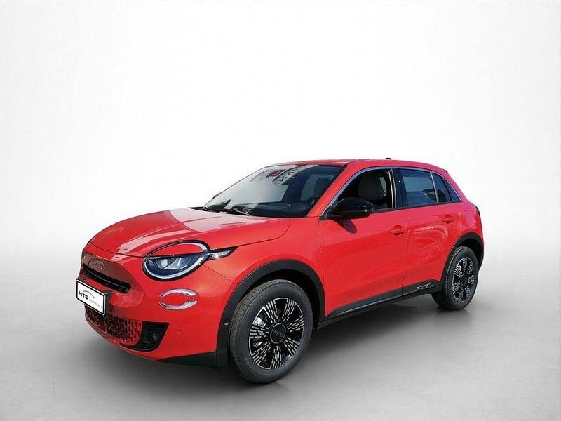 Neu Fiat 600 101 PS (74 kW) 2025 Orange SUV