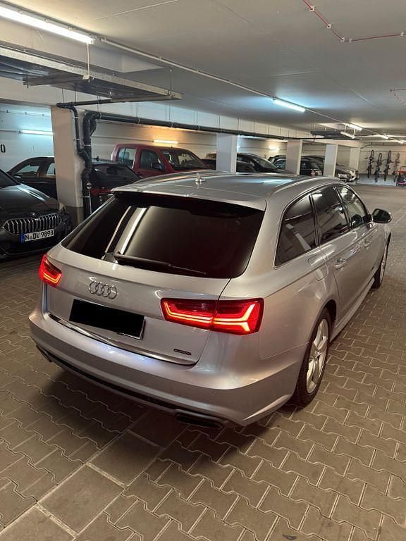 Gebraucht Audi A6 Ambiente 320 PS (235 kW) 2015 Silber Kombi