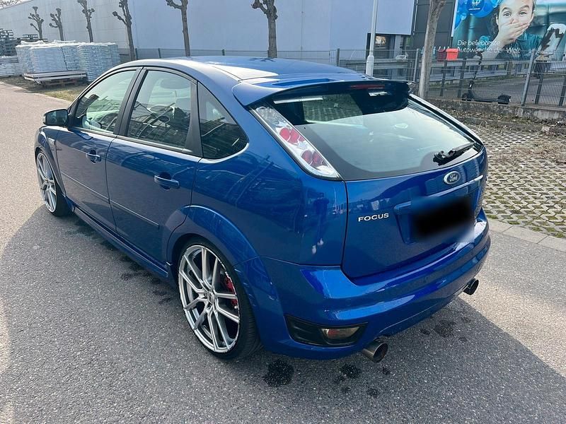 Gebraucht Ford Focus ST 226 PS (166 kW) 2006 Blau Limousine