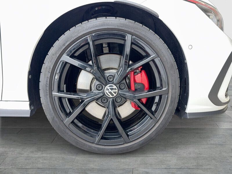 Gebraucht VW Golf VIII GTI 245 PS (180 kW) 2024 Weiß Kleinwagen