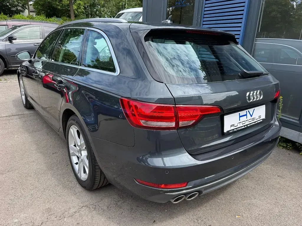 Gebraucht Audi A4 Sport 190 PS (139 kW) 2016 Grau Kombi