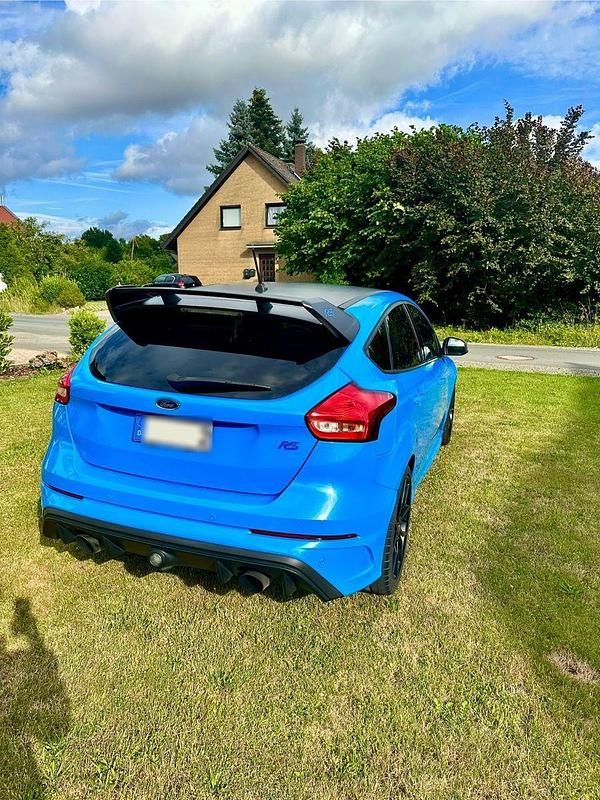 Gebraucht Ford Focus RS 349 PS (256 kW) 2018 Blau Limousine