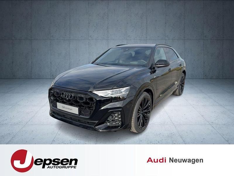 Mythosschwarz metallic Neu 2025 Audi Q8 Business SUV | 105.230 € (Superpreis) - Bild 1/4