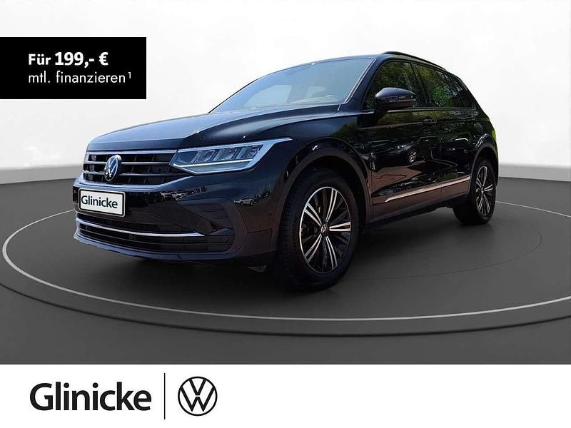 Schwarz Gebraucht 2022 VW Tiguan Life SUV | 28.570 € (Guter Preis) - Bild 1/3