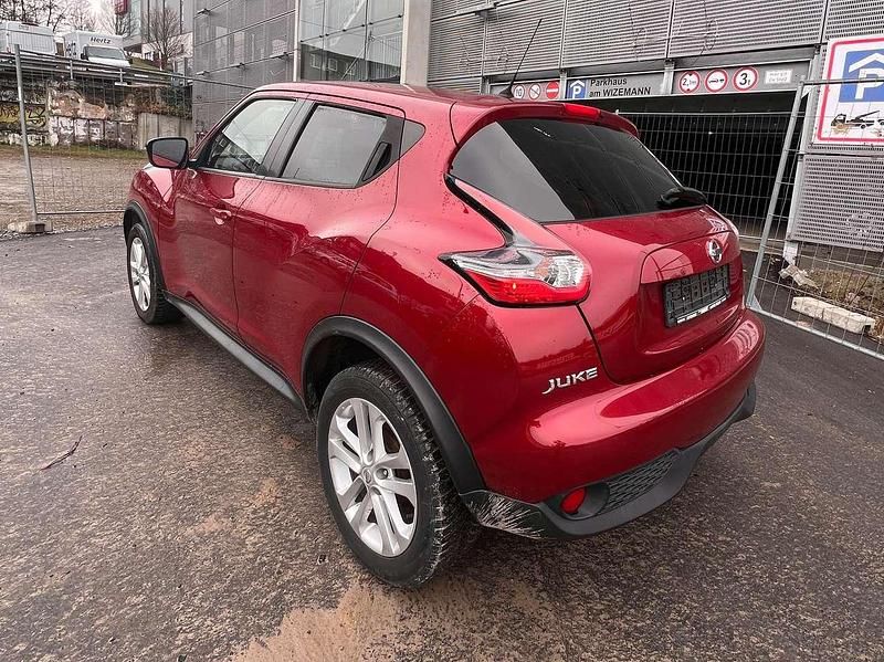 Gebraucht Nissan Juke Acenta 116 PS (85 kW) 2016 New red (m) SUV