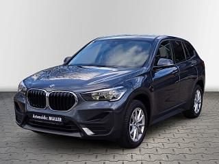 Gebraucht BMW X1 Advantage 140 PS (102 kW) 2021 Grau SUV