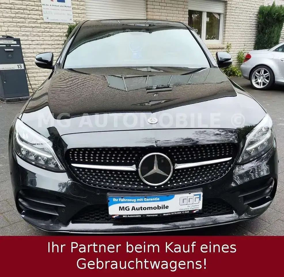 Gebraucht Mercedes C300e AMG line 306 PS (225 kW) 2020 Schwarz Limousine