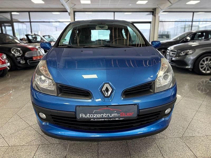 Occasion Renault Clio III 111 ch (81 kW) 2006 Bleue Citadine