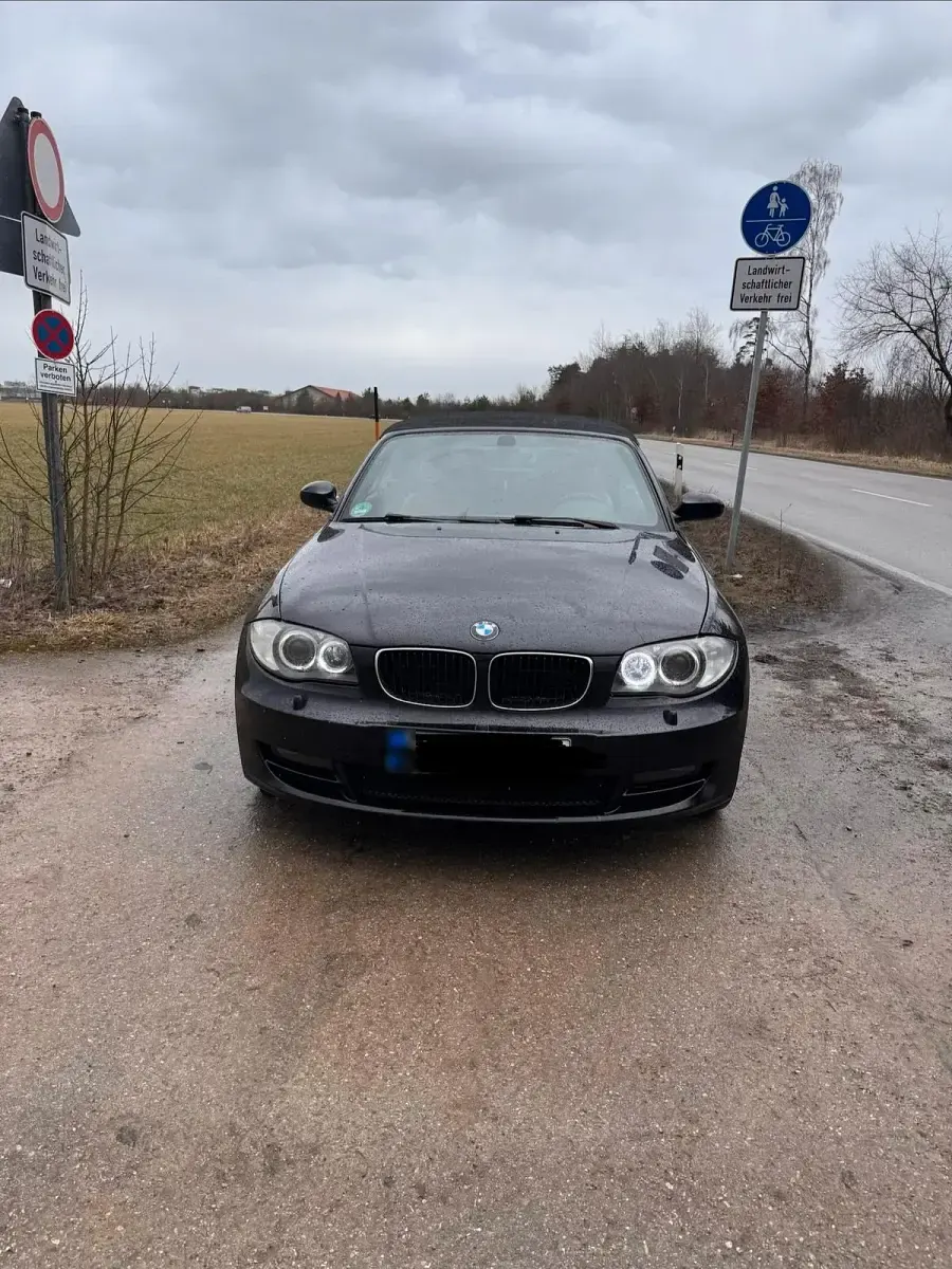 Gebraucht BMW 120 Cabriolet 170 PS (125 kW) 2008 Schwarz Cabrio