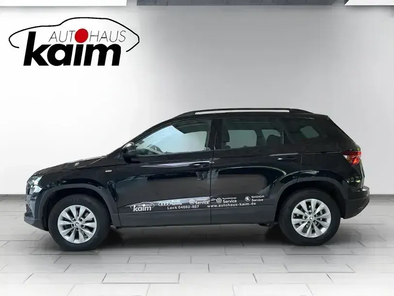 Gebraucht Skoda Karoq Tour 116 PS (85 kW) 2023 Schwarzmagic perleffekt SUV