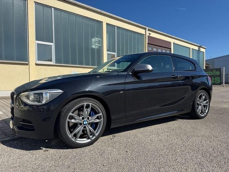 Schwarz Gebraucht 2014 BMW M135 M Sport Kleinwagen | 12.999 € (Superpreis) - Bild 1/4
