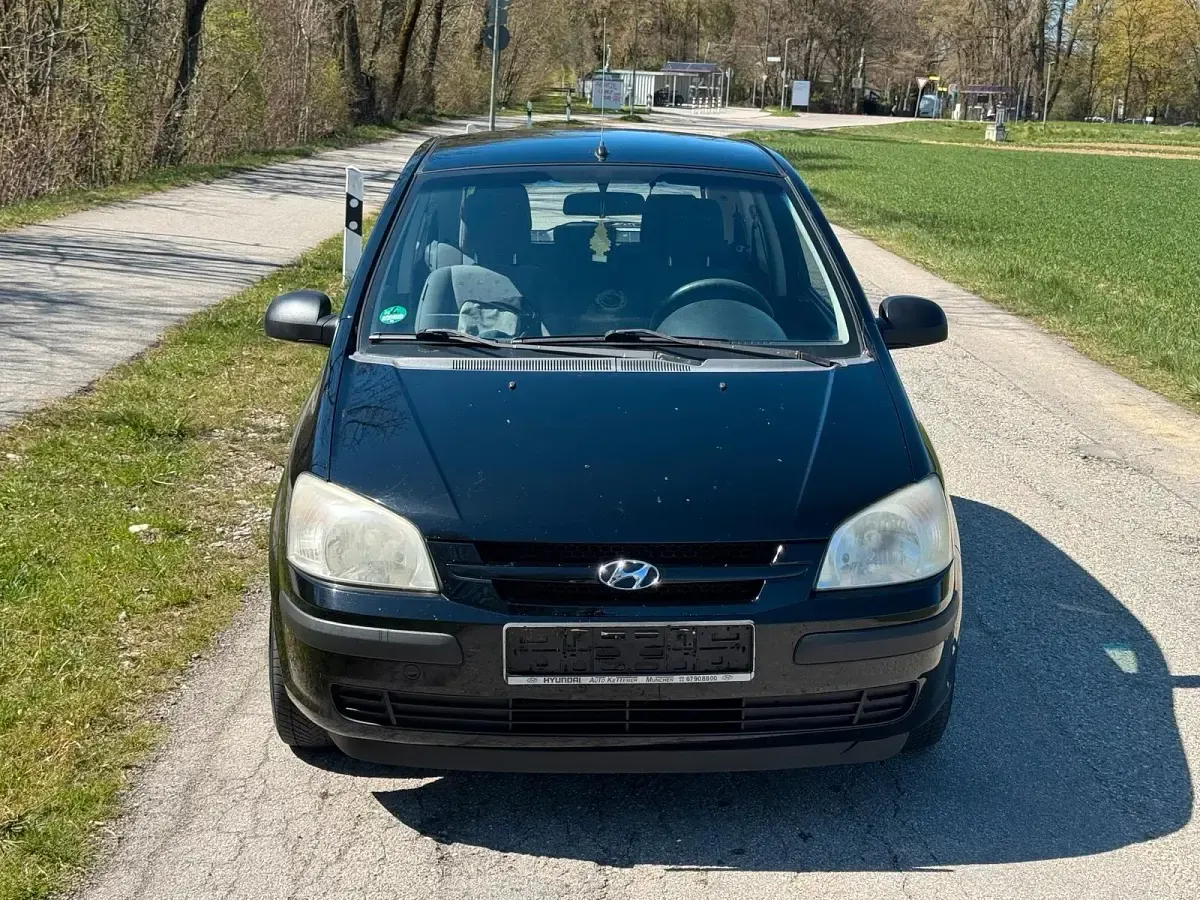 Second-hand Hyundai Getz 62 CP (45 kW) 2004 Negru Hatchback