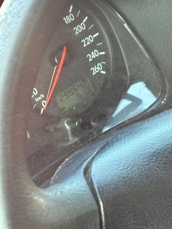 Gebraucht VW Golf IV 100 PS (73 kW) 1997 Rot Kleinwagen