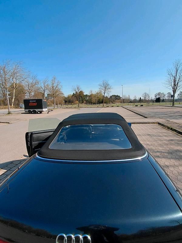 Second-hand Audi 80 110 CP (80 kW) 1995 Negru Cabrio