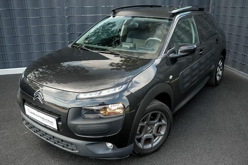 Schwarz Gebraucht 2015 Citroën C4 Cactus Feel Kleinwagen | 13.299 € - Bild 1/4