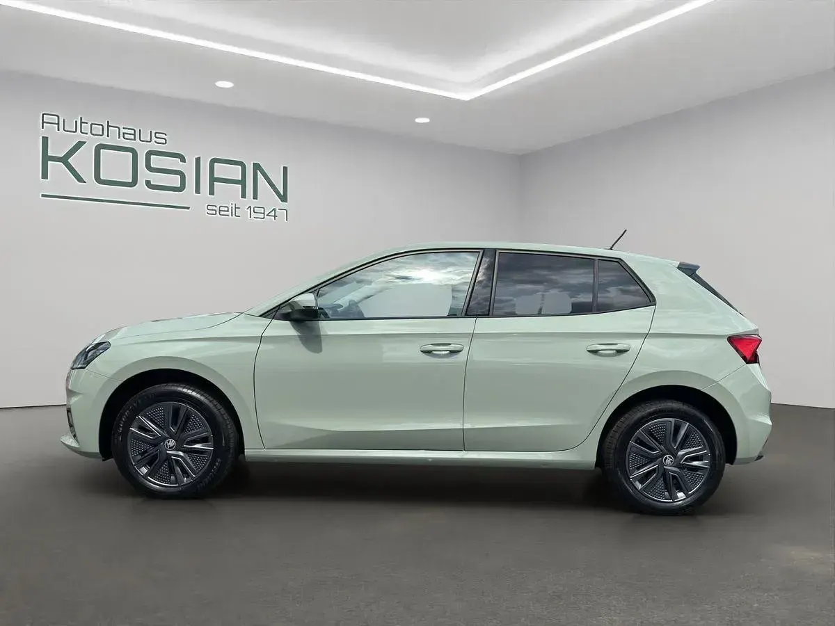 Neu Skoda Fabia Lodge 95 PS (69 kW) 2026 Grün Kleinwagen
