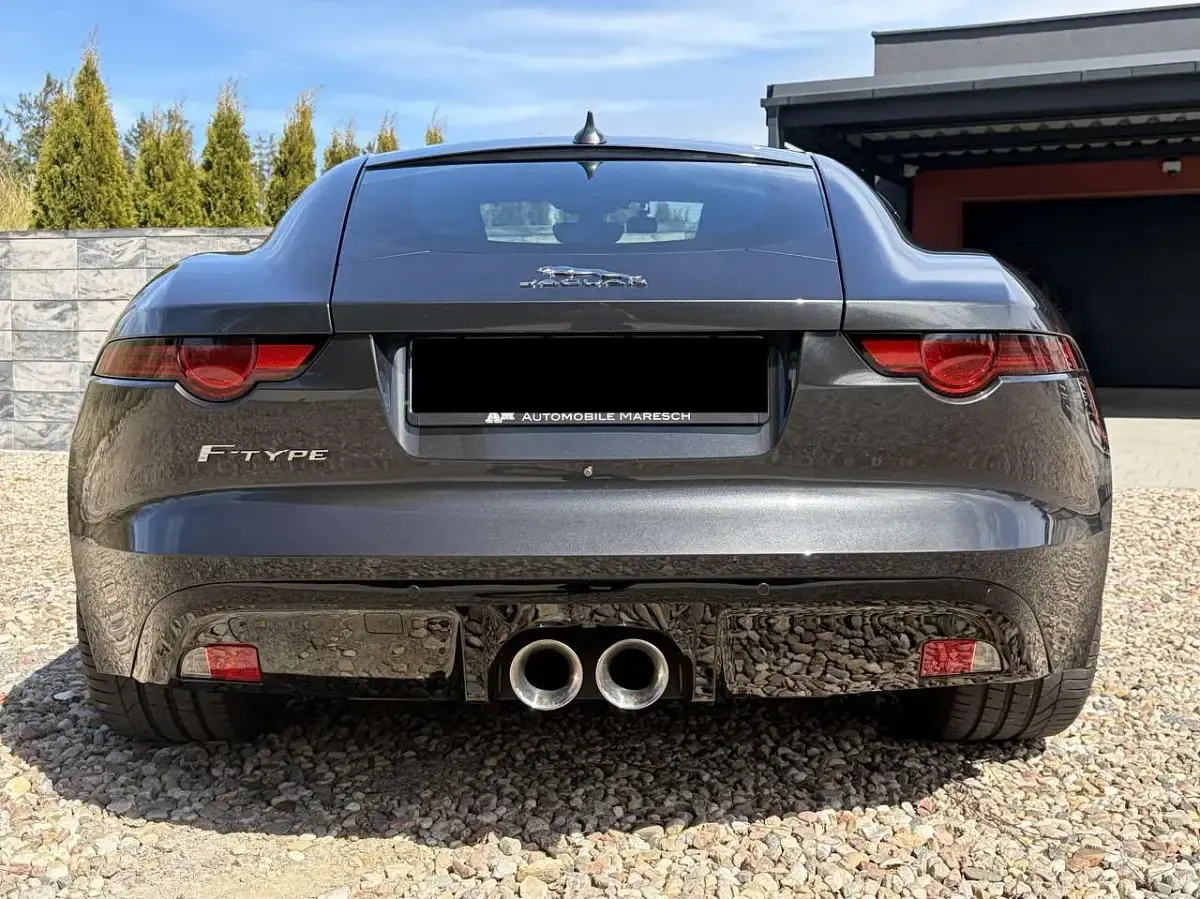 Używany Jaguar F-Type S 381 KM (280 kW) 2017 Szary Coupe