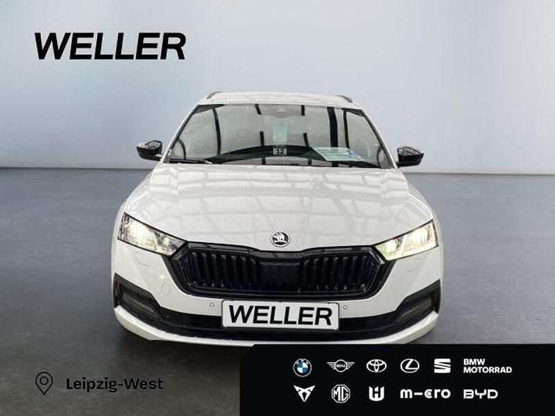 Weiss Gebraucht 2022 Skoda Octavia Style Kombi | 24.690 € (Fairer Preis) - Bild 1/3