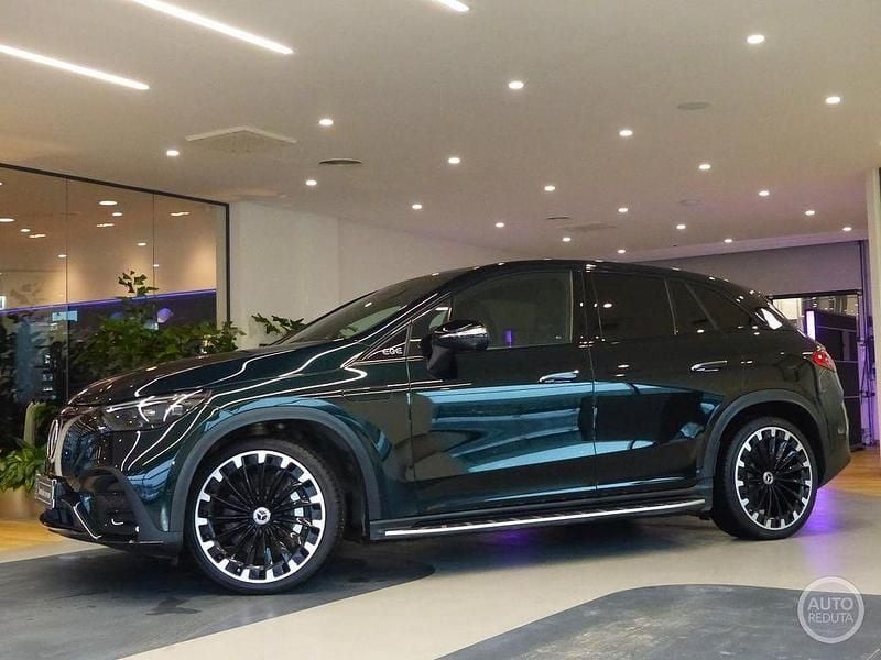 Gebraucht Mercedes EQE500 AMG line 300 kW (408 PS) 2025 Grün SUV