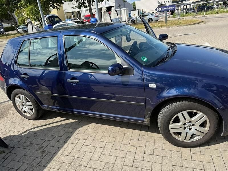 Gebraucht 2002 VW Golf IV Kleinwagen | 1.230 € (Guter Preis) - Bild 1/4