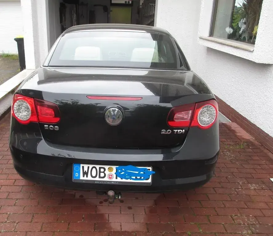 Używany VW Eos 140 KM (102 kW) 2008 Czarny Kabriolet