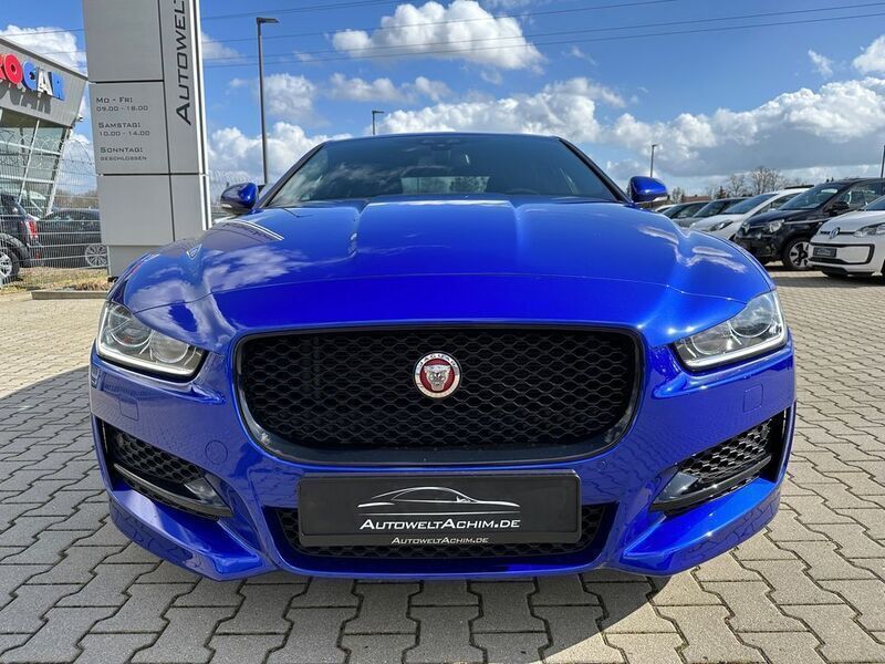 Gebraucht Jaguar XE R-Sport 241 PS (177 kW) 2017 Blau Limousine