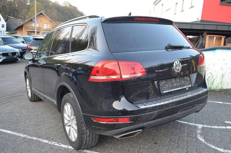 Gebraucht VW Touareg 239 PS (175 kW) 2011 Schwarz SUV