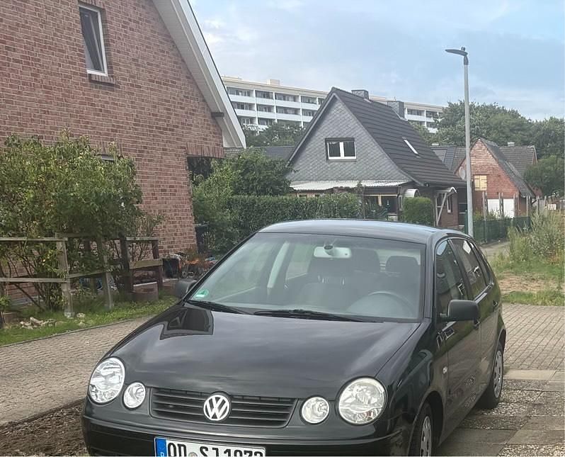 Schwarz Gebraucht 2004 VW Polo Kleinwagen | 1.700 € (Etwas zu teuer) - Bild 1/1