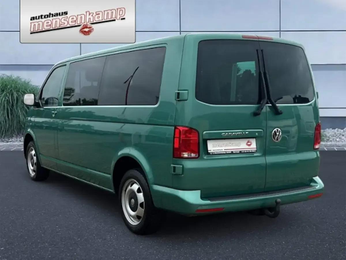Gebraucht VW Caravelle Comfortline 150 PS (110 kW) 2022 Van